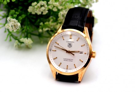 Relógio de pulso em ouro Tag Heuer modelo carrera chronometer